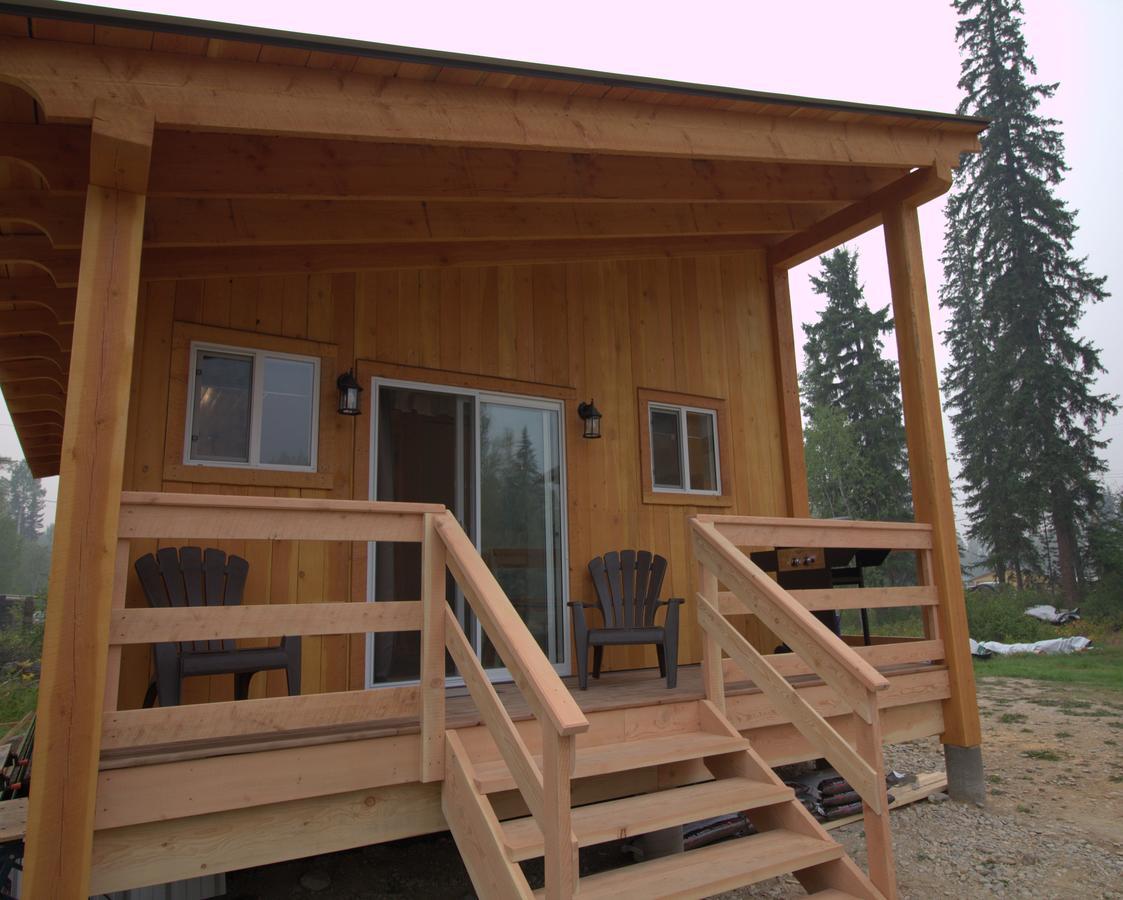 Kicking Horse Kabins Golden Exterior foto