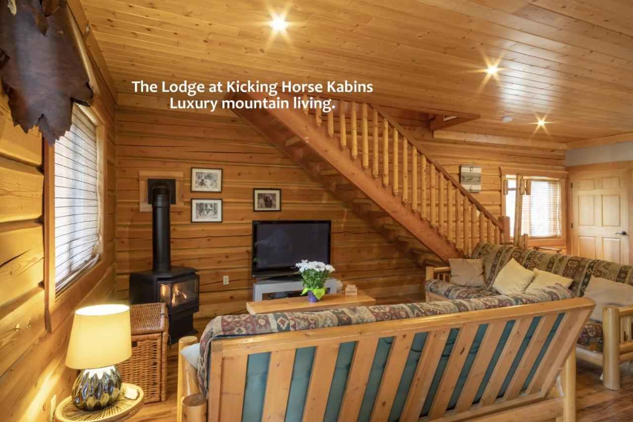 Kicking Horse Kabins Golden Exterior foto