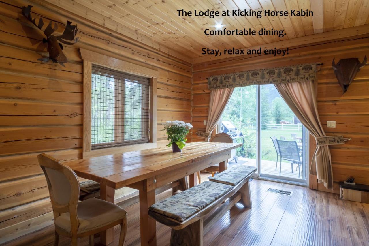 Kicking Horse Kabins Golden Exterior foto